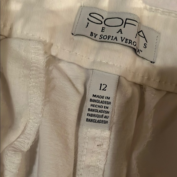 Sofia size 12 Women's White high waist shorts snap Detail - Picture 2 of 5